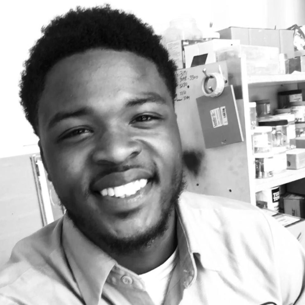 Meet your Posher, Trevaris t.